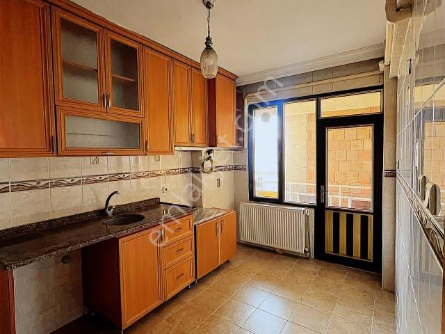 Bergama, İzmir içerisinde kiralık mülk