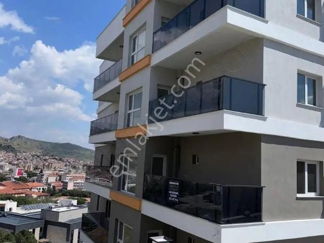 Bergama, İzmir içerisinde kiralık mülk