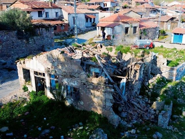 Bergama, İzmir içerisinde satılık Arsa