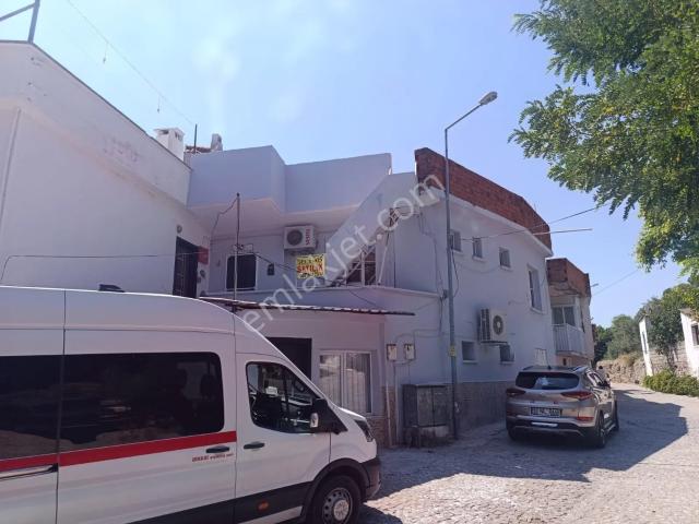 Bergama, İzmir içerisinde satılık Villa