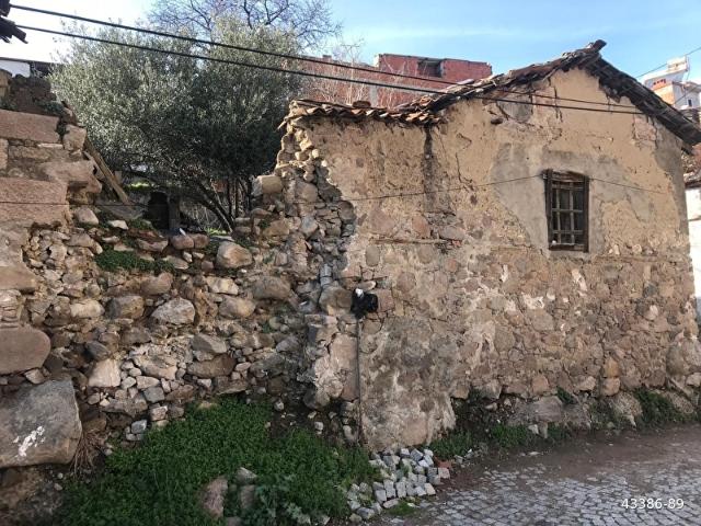 Bergama, İzmir içerisinde satılık Arsa