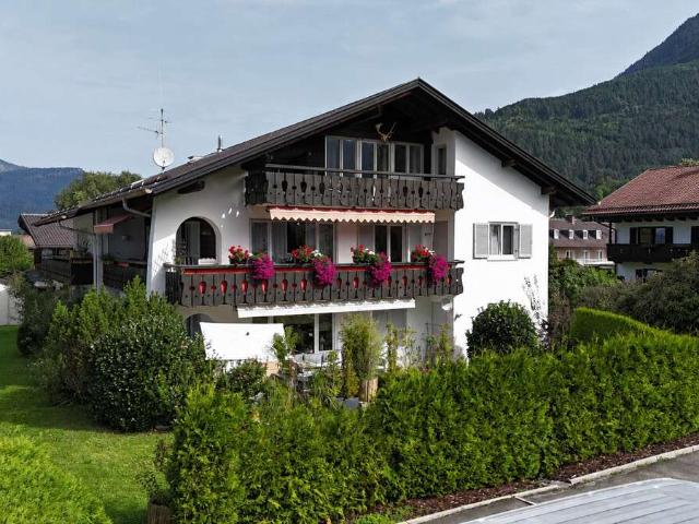 Wohnung kaufen in Garmisch-Partenkirchen, Landkreis Garmisch-Partenkirchen
