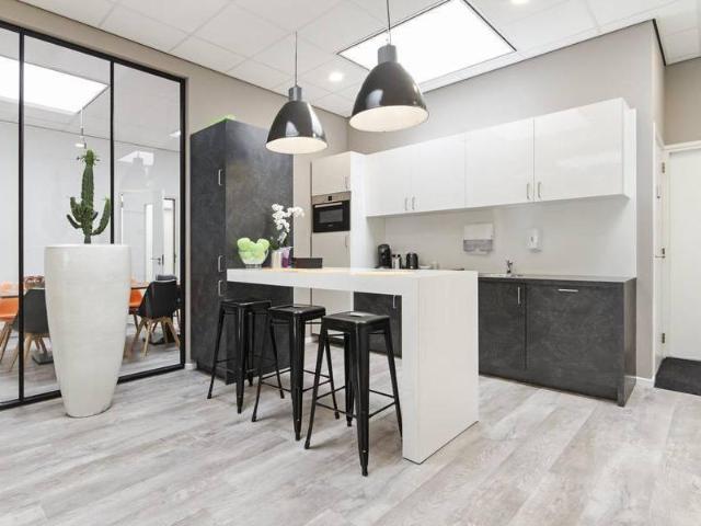 Bedrijfspand te huur in Bergen op Zoom, Bergen Op Zoom