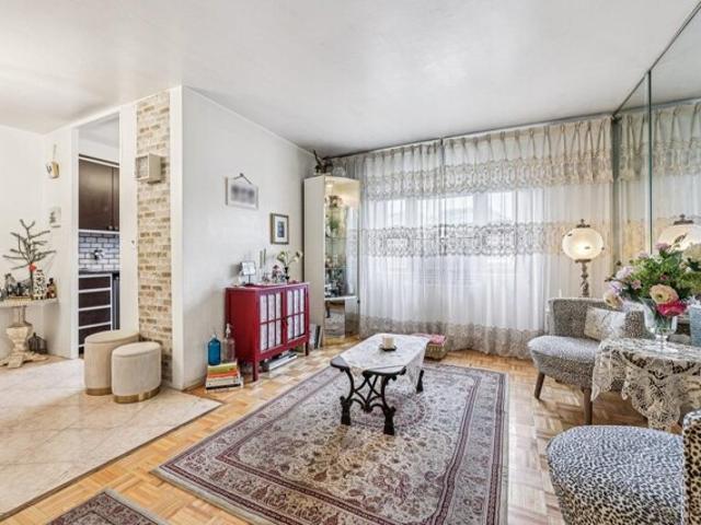 Condo for sale in Hudson, New Jersey