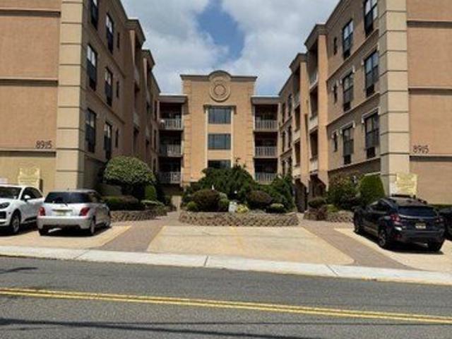 Condo for sale in North Bergen Condo for sale in North Bergen