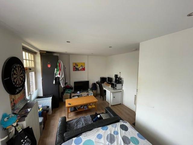 Studio te huur in Scharn, Limburg