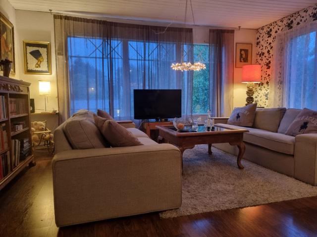 Hus hyra i Skene, Västra Götaland