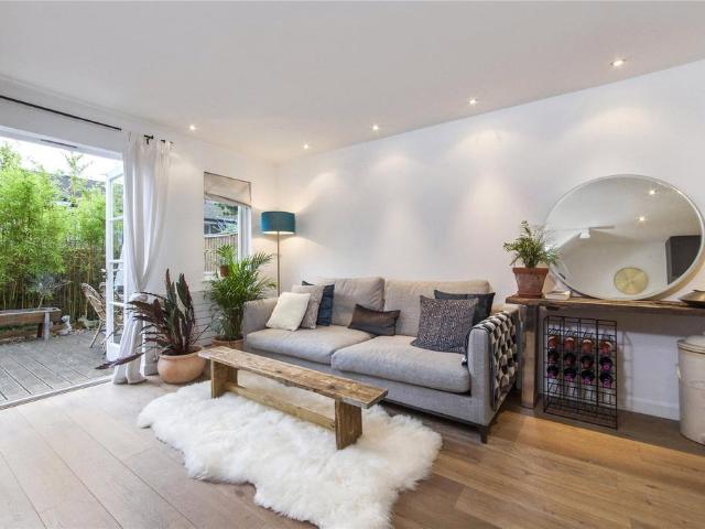House for rent in Kentish Town, Greater London