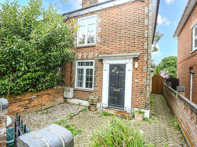 House for rent in Mile End, Fordham Heath