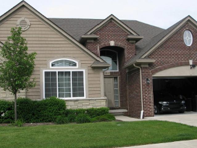 Condo for sale in Heritage Village, Warren