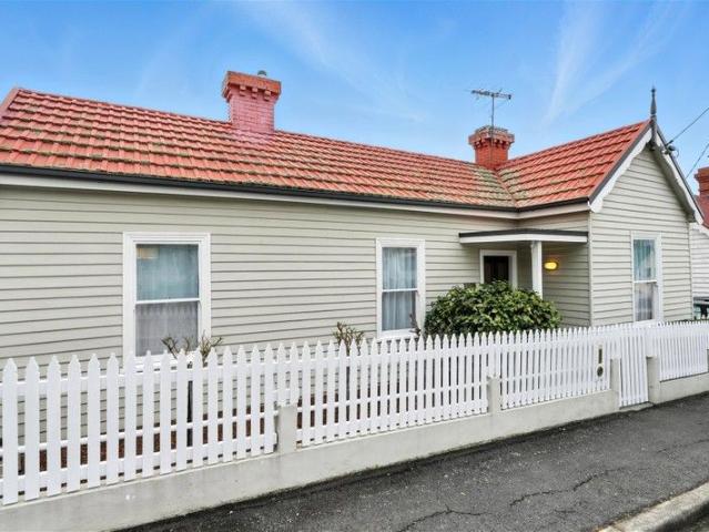 House for sale in North Hobart