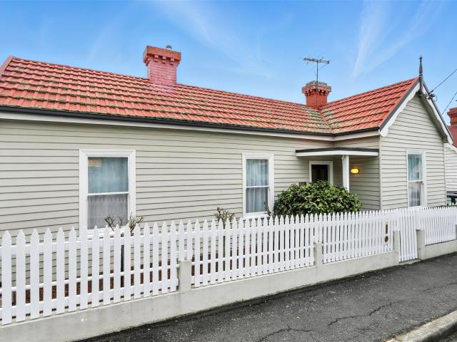 House for sale in North Hobart