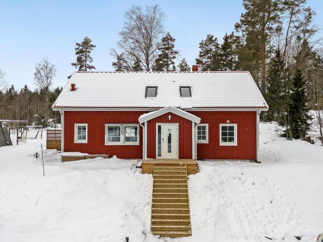 Villa till salu i Vallentuna, Stockholm