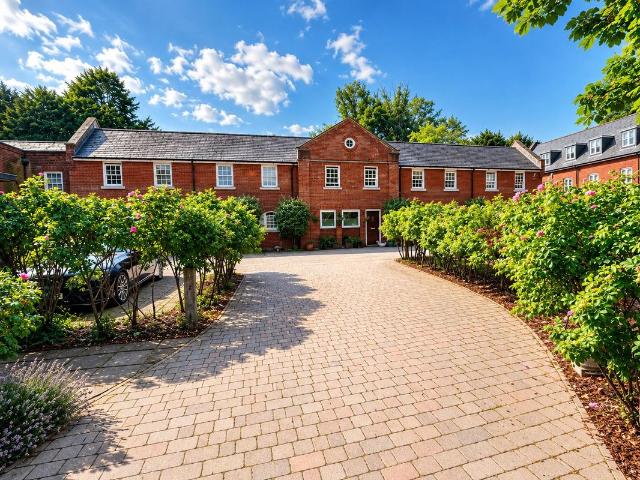 Apartment for rent in Chipping Hill, Essex