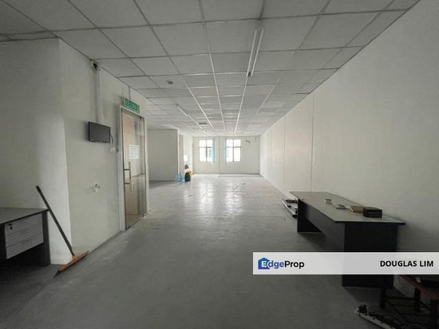 Shop for sale in Seksyen 32, Shah Alam