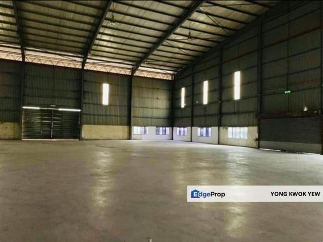 Warehouse for rent in Seksyen 32, Shah Alam
