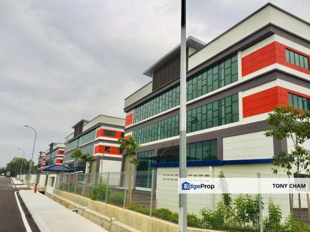 Warehouse for rent in Seksyen 32, Shah Alam