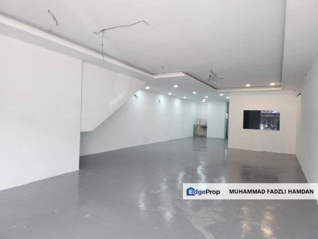 Shop for rent in Seksyen 32, Shah Alam