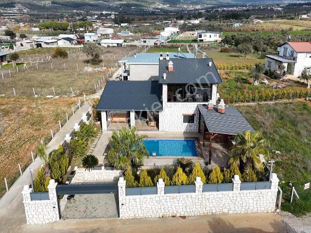 Demirci Mahallesi, Torbalı içerisinde satılık Villa