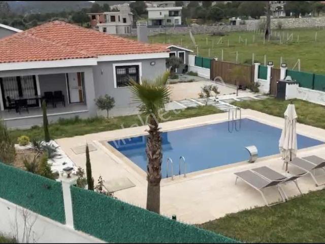Küner Mahallesi, Menderes içerisinde satılık Villa