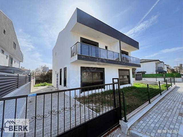 Menderes, İzmir içerisinde satılık Villa