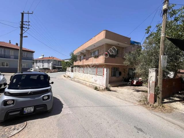 Görece, Menderes içerisinde satılık Villa