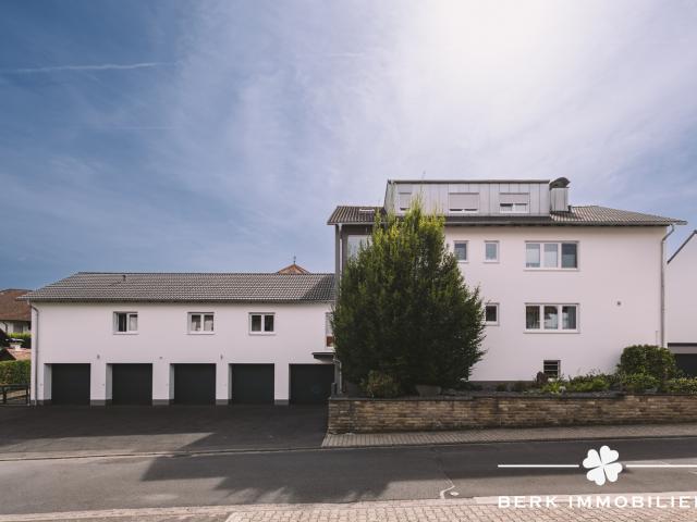 Mehrfamilienhaus kaufen in Hösbach, Bayern
