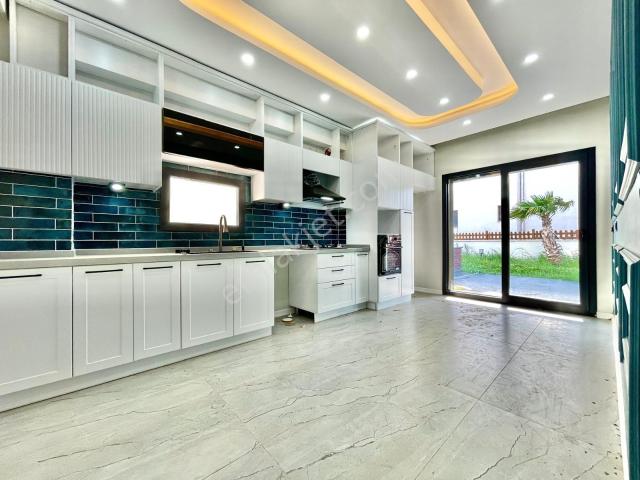 Edremit, Balikesir içerisinde satılık Villa
