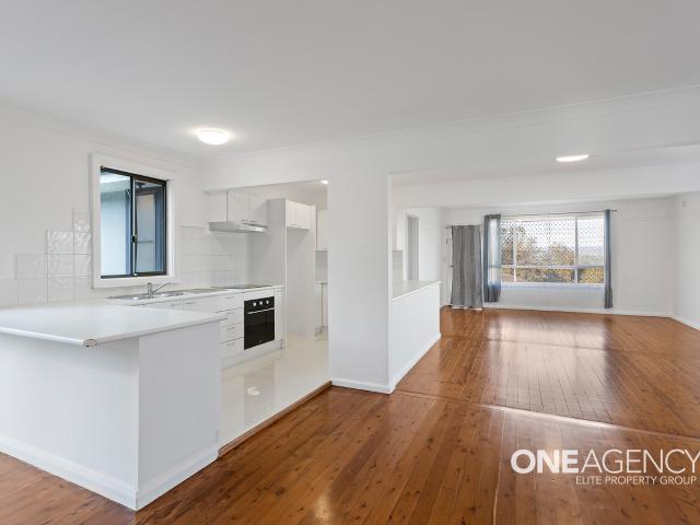 House for rent in Wollongong West, New South Wales