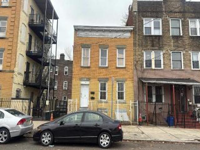 House for sale in Newark, New Jersey
