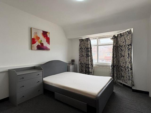 Apartment for rent in London Borough of Hounslow, Greater London