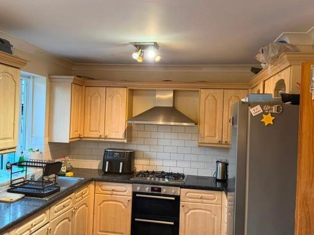 Room for rent in London Borough of Hounslow, Greater London