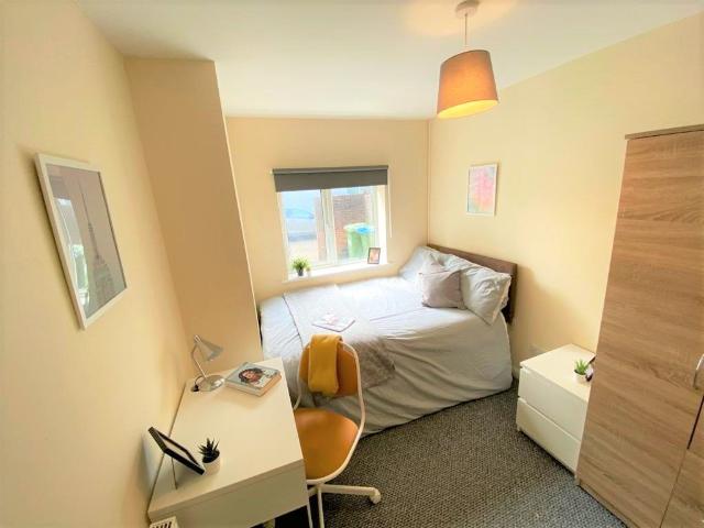 Room for rent in The Polygon, City Of Southampton