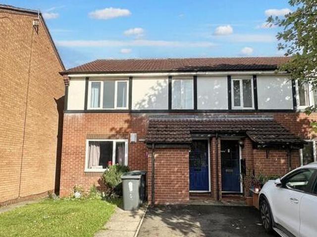 House for sale in Chilvers Coton, Camp Hill