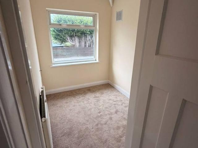 House for rent in Haslucks Green, Solihull