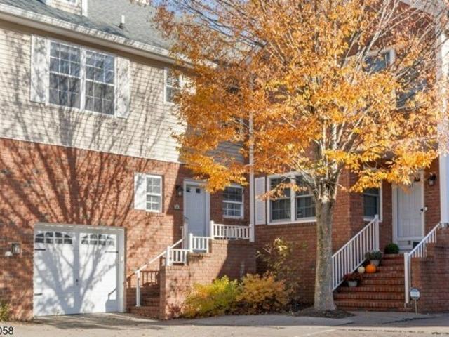 Condo for sale in Watchung, New Jersey