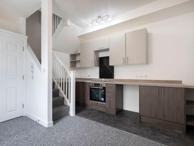 Apartment for rent in Ewens Farm, Golden Valley