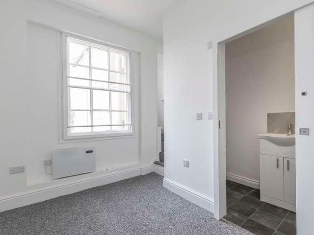 Apartment for rent in Teddington, Tewkesbury