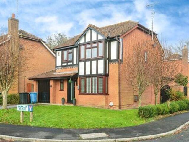House for sale in Higher Bartle, Lancashire