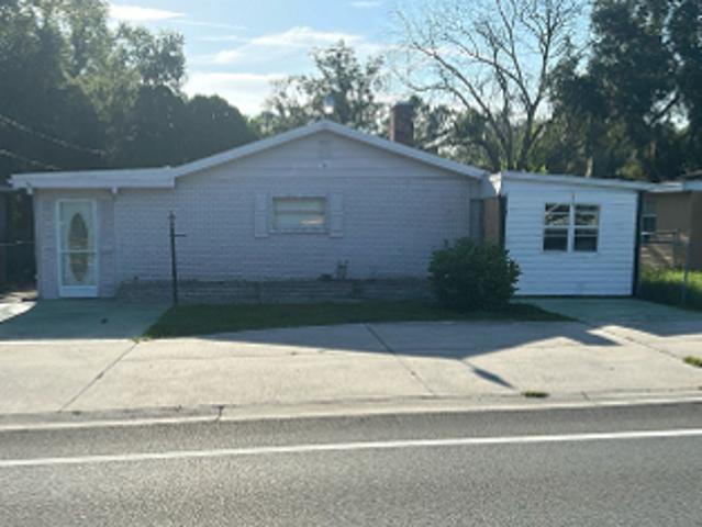 House for sale in Auburndale, Florida