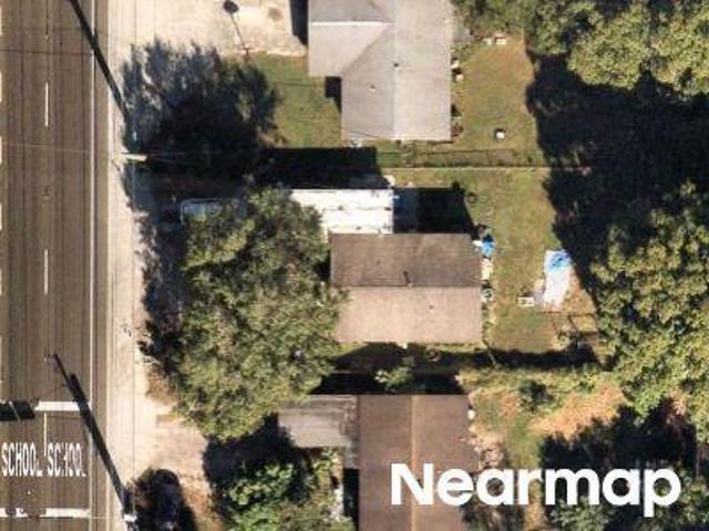 House for sale in Auburndale