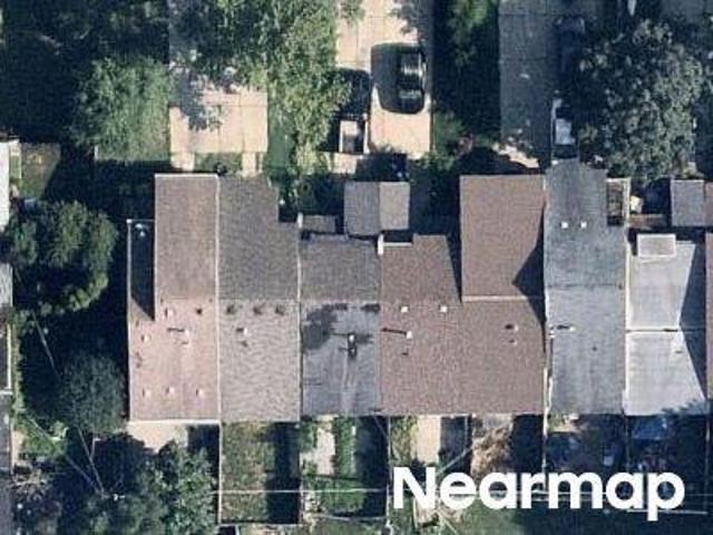 Townhouse for sale in Carpentersville, Illinois