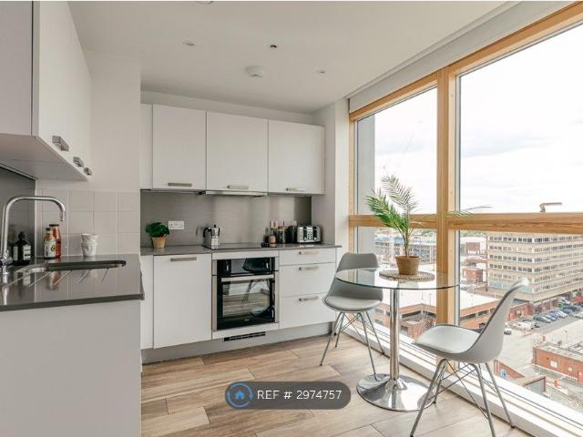 Studio for rent in Maidenhead