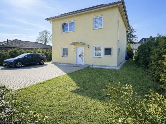 Haus kaufen in Marzahn-Hellersdorf, Berlin
