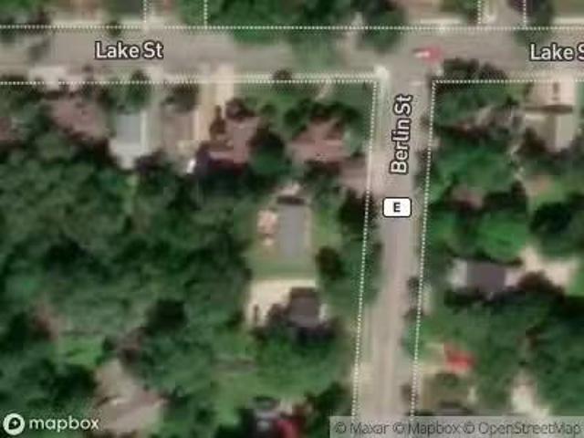 House for sale in Neenah