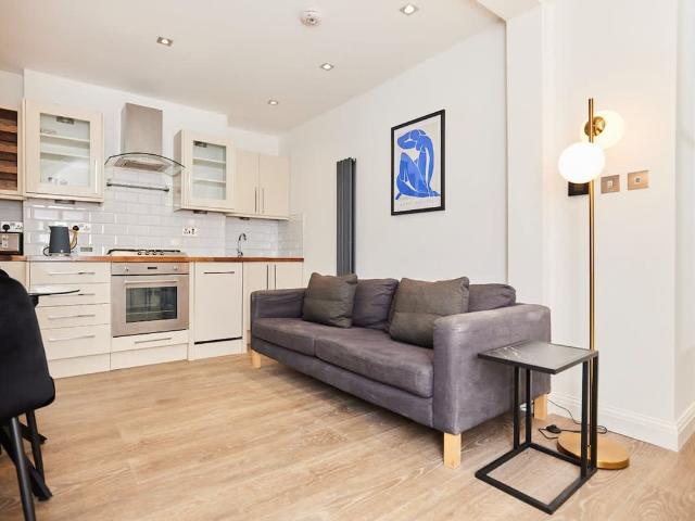Apartment for rent in Bermondsey, Greater London
