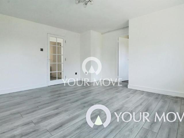 Apartment for rent in Charlton, Greater London