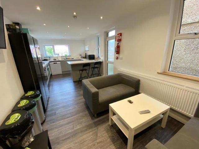 House for rent in Nangreaves, Wales