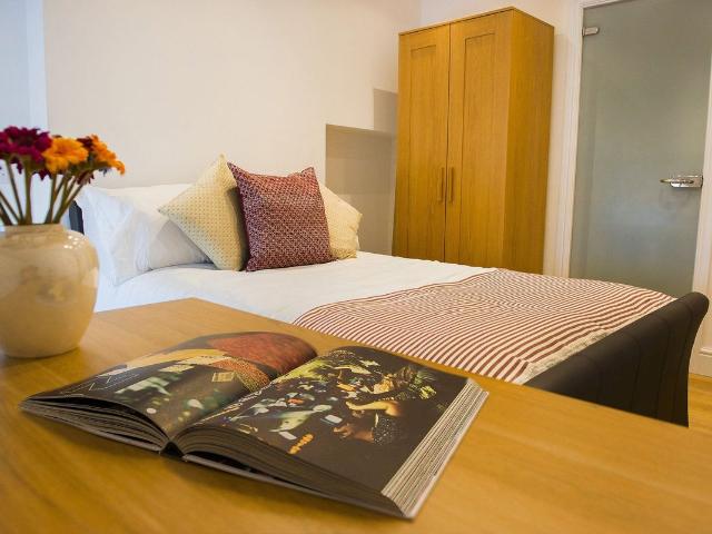 Room for rent in Nangreaves, Wales