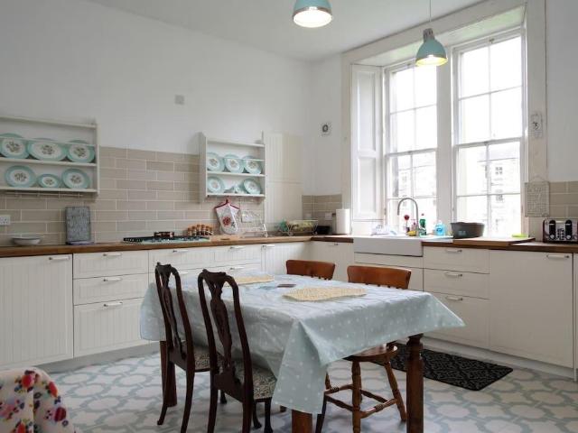 House for rent in Southside, Scotland
